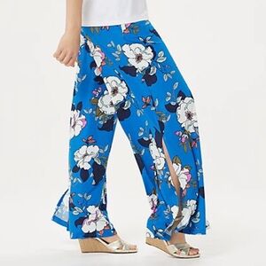 G.I.L.I.  Blue floral jetsetter knit wide-leg ankle pants 1X
